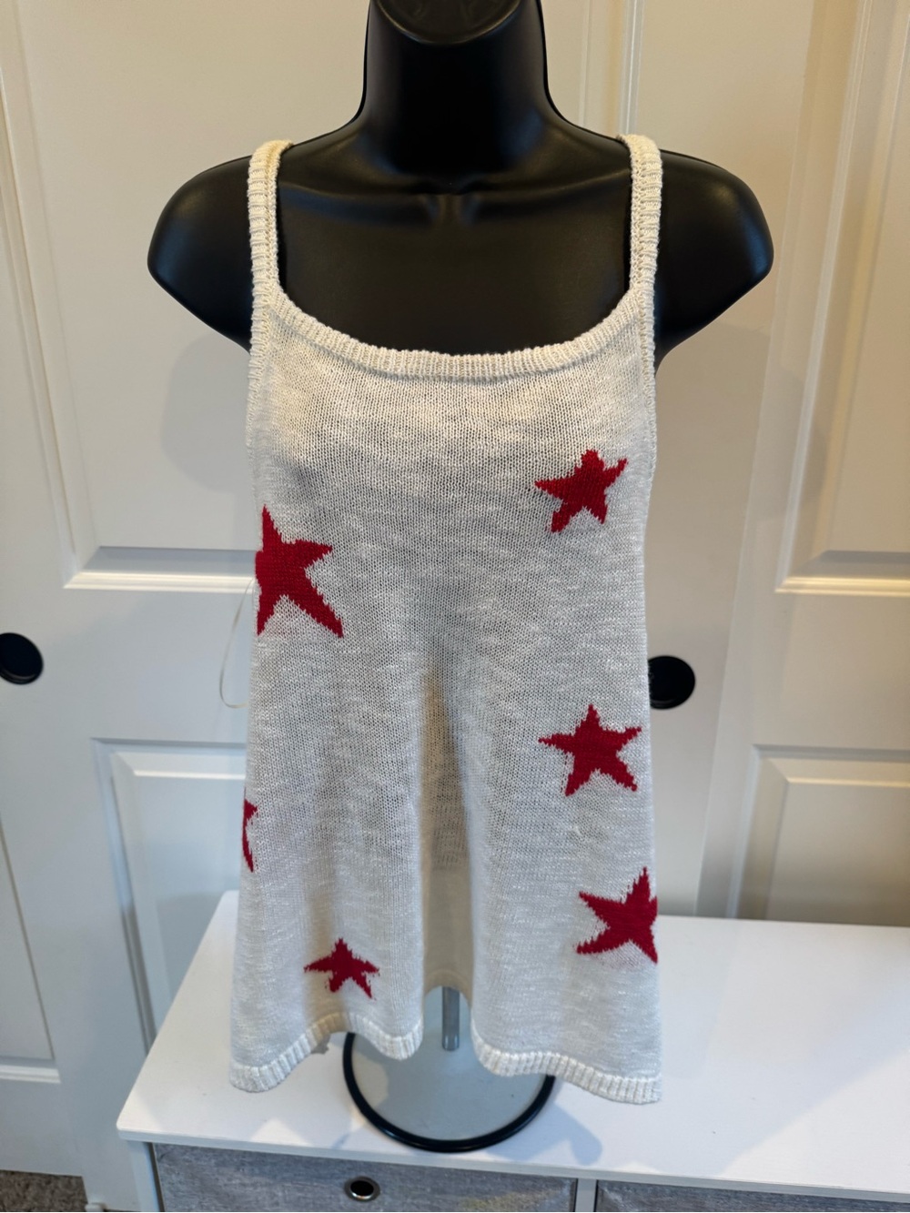 Freshman Ivory Tank Top with Red Star Motif